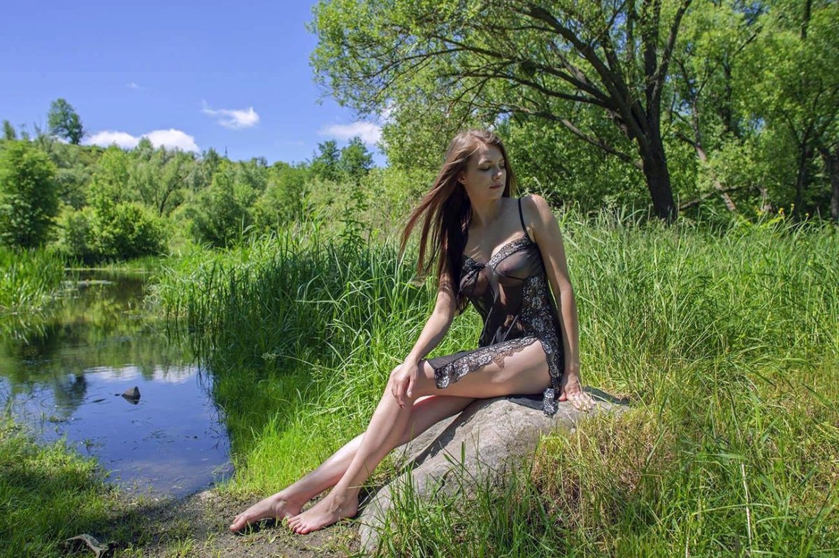 Красавица на речке