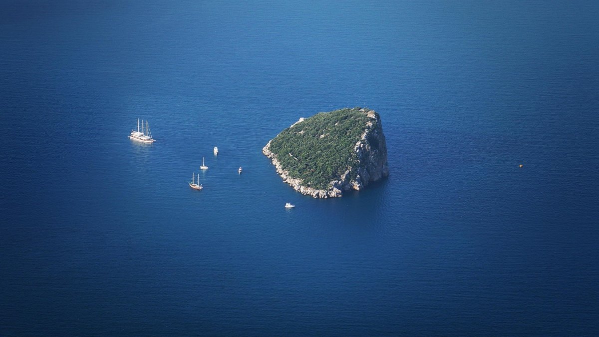 Острова и море