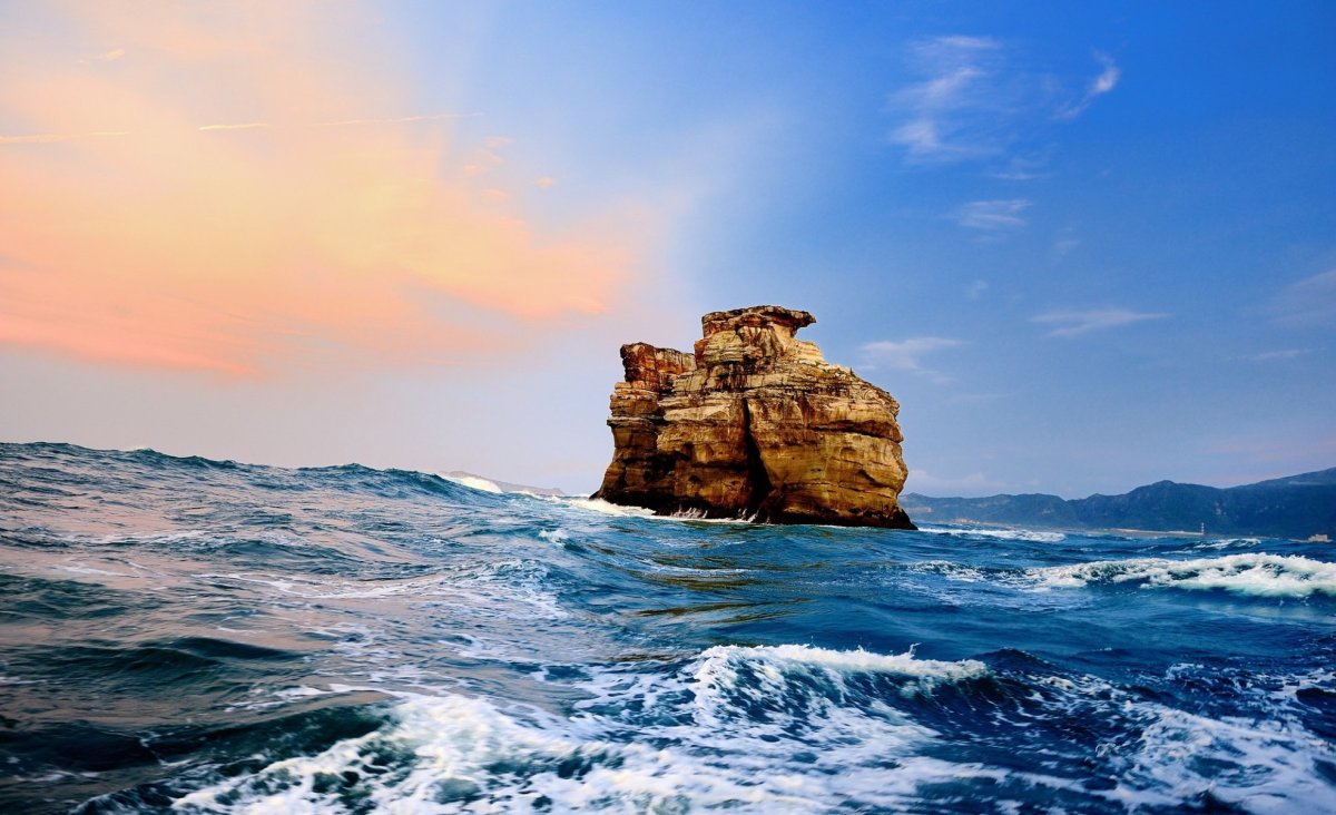 Южная Пальмира скалы море