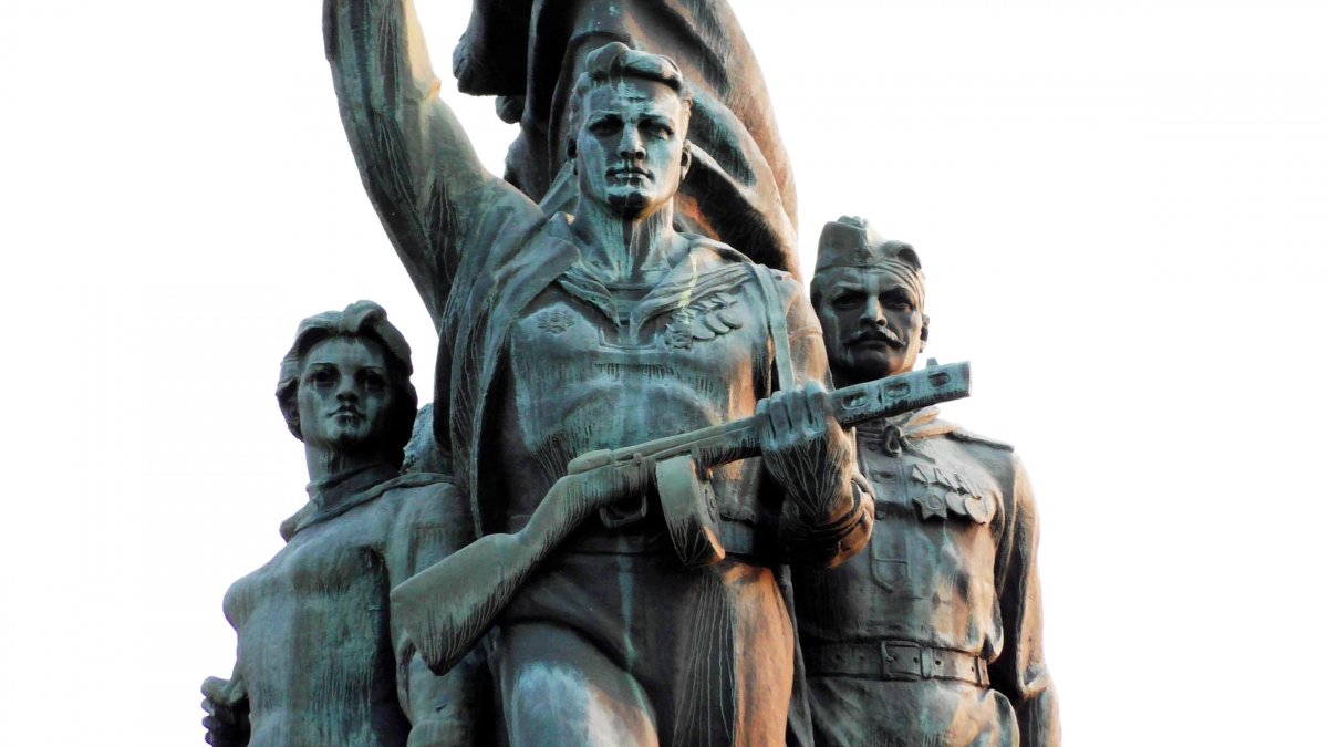 Памятник воинам защитникам города Новороссийска 1942-1943