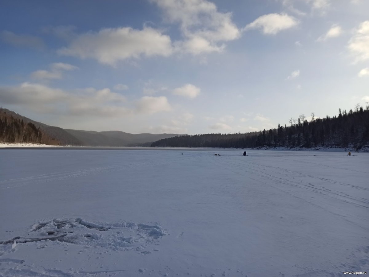 Красноярское водохранилище залив Бирюса