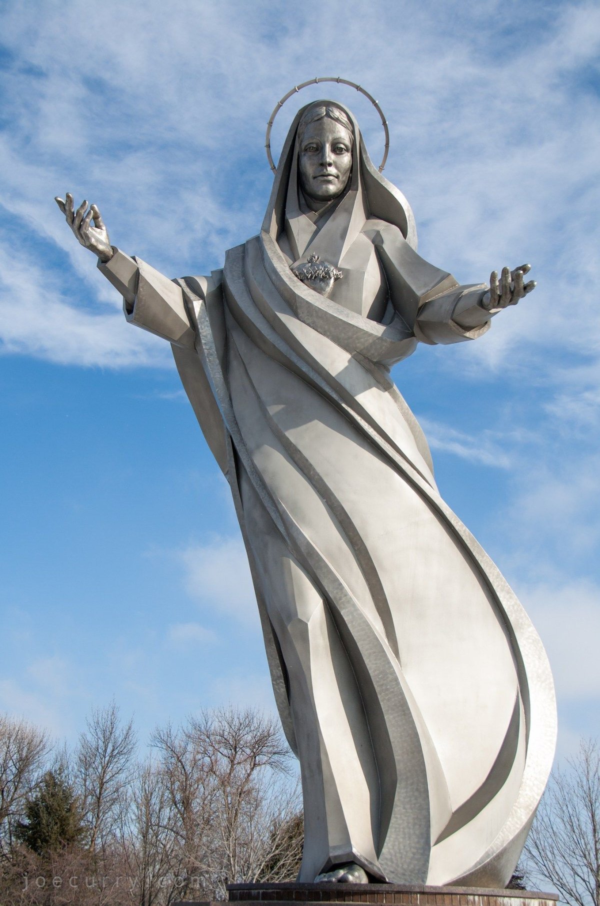 Blessed Virgin Mary статуя