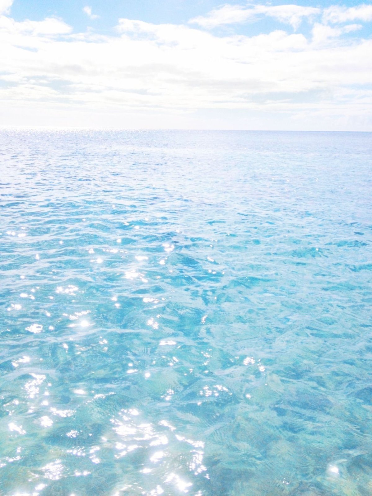 Голубое прозрачное море