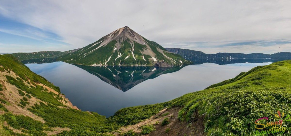 Вулкан Креницына, Курильские острова