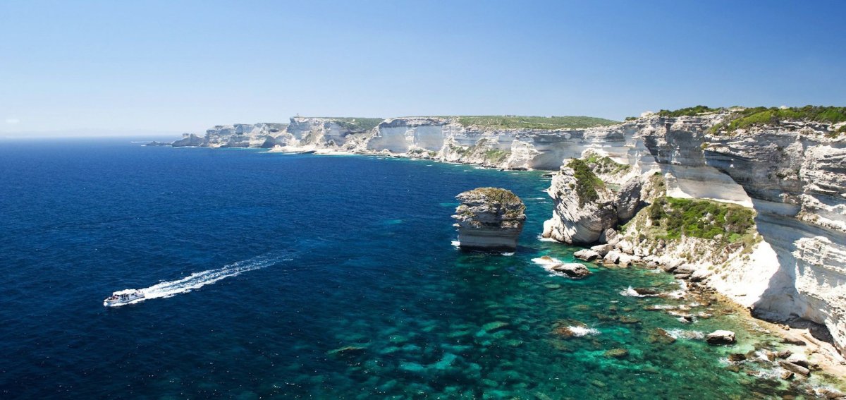 Остров Корсика море
