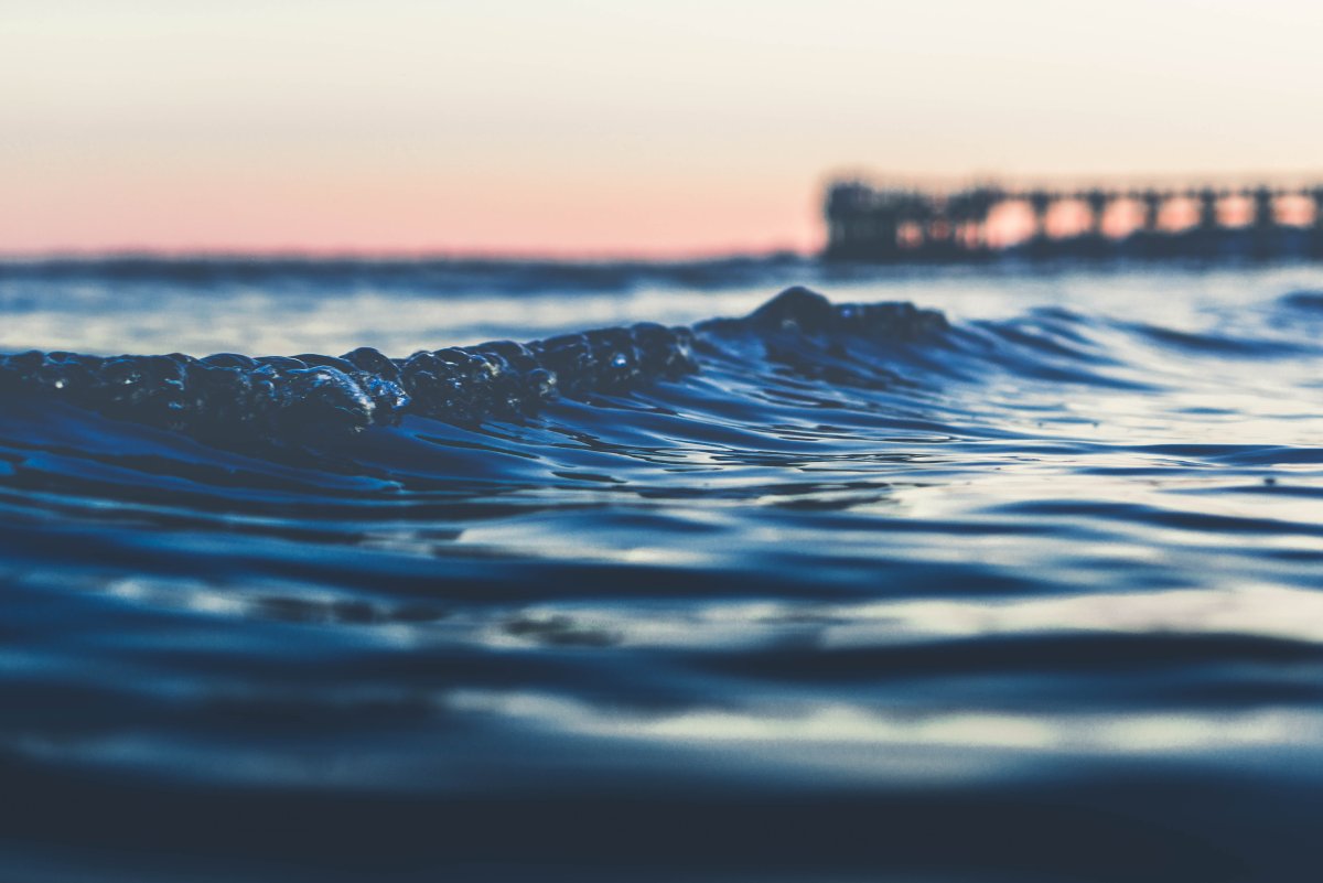 Море вода