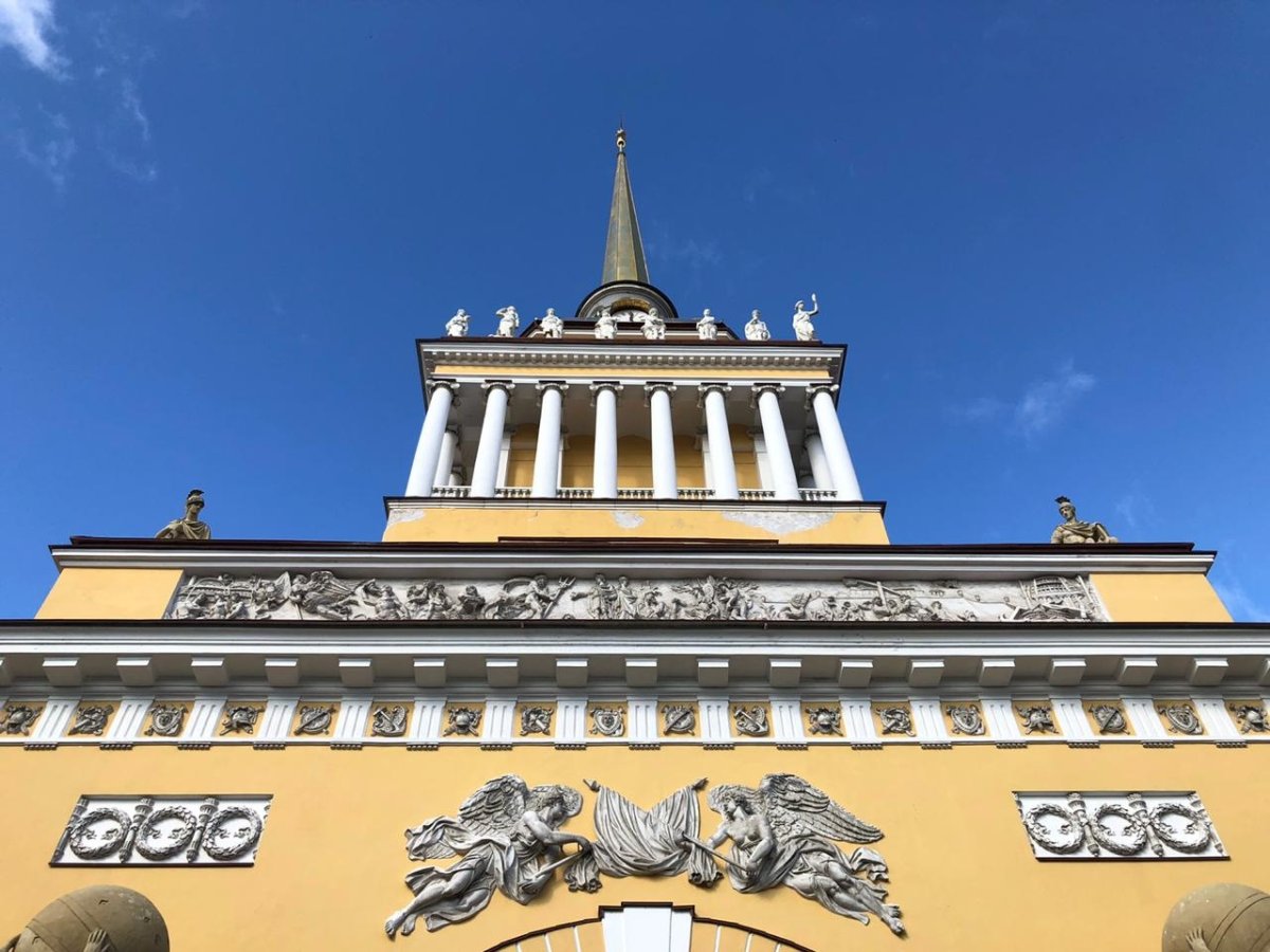 Адмиралтейство в Санкт-Петербурге внутри