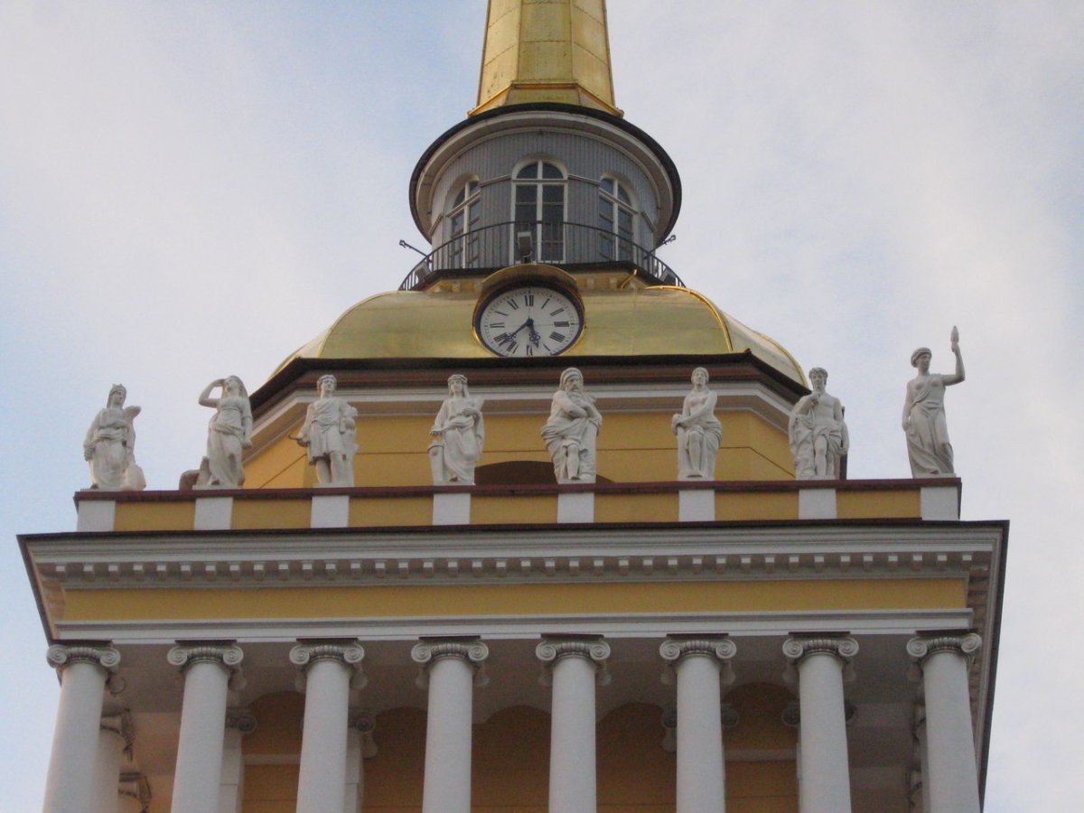 Башня Адмиралтейства коробов