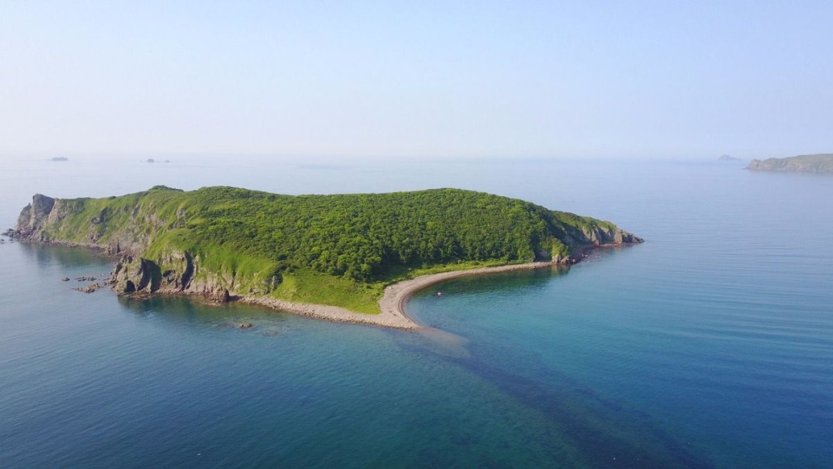 Остров Наумова Приморский край