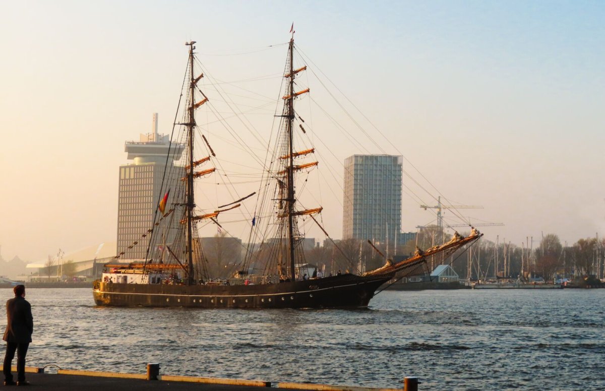 Есть ли океан или море в Амстердаме