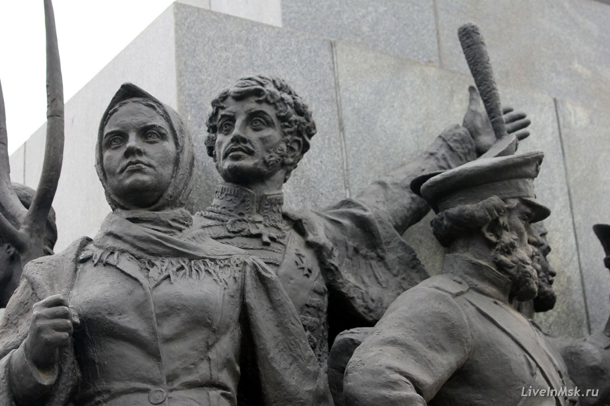 Кутузов м и памятники