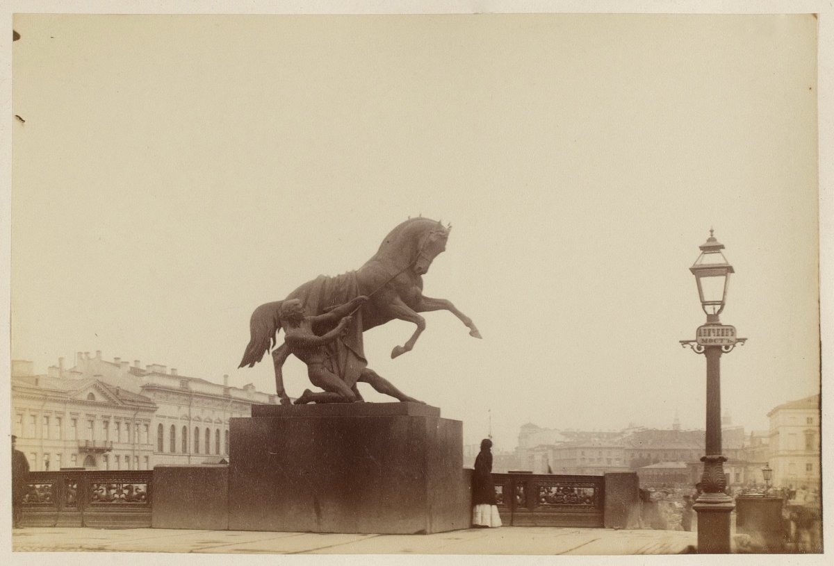 Аничков мост портрет на яйце