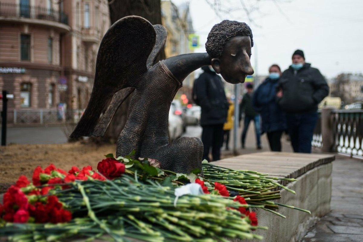 Санкт-Петербург скульптор Шустров печальный ангел