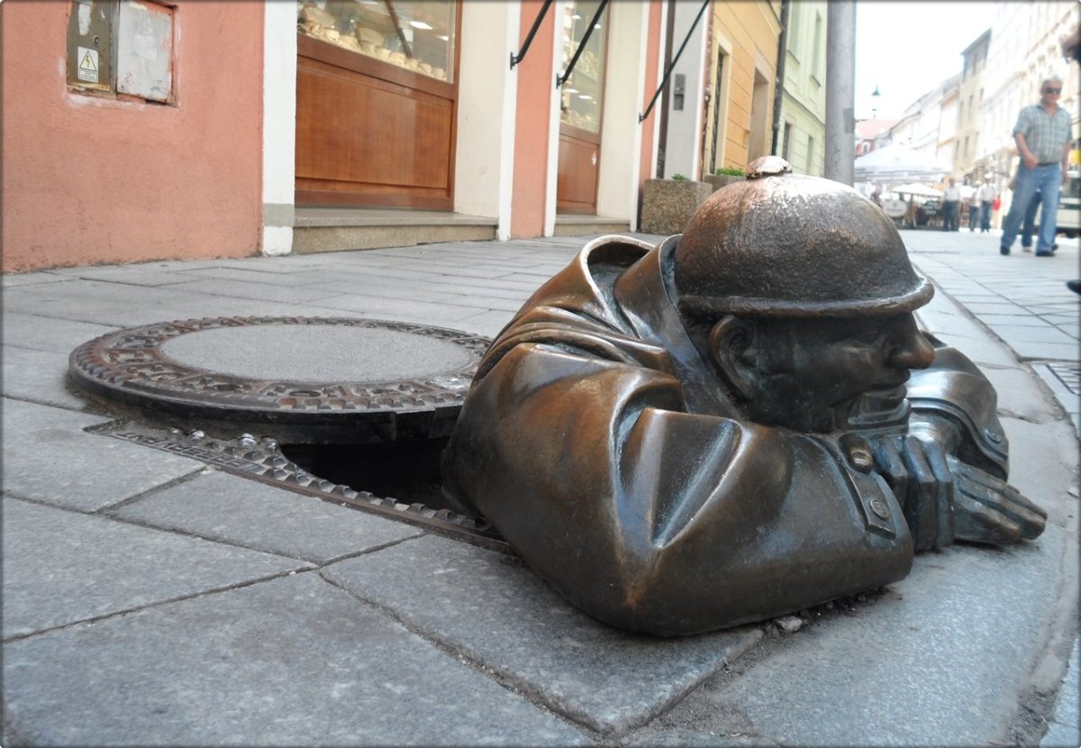 Оригинальные памятники