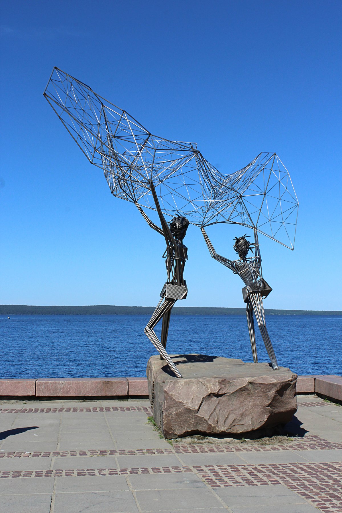 Скульптура рыбаки Петрозаводск