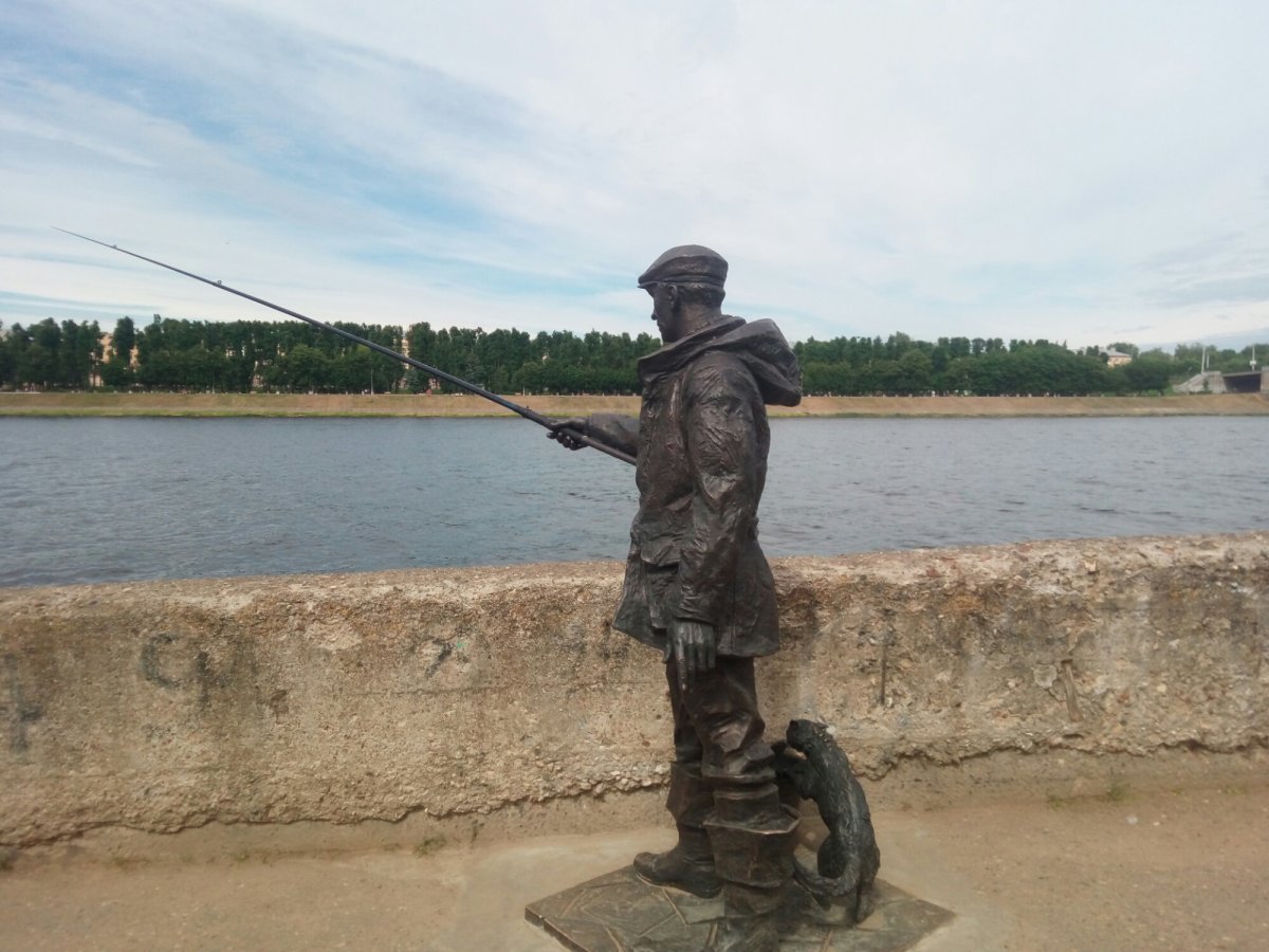 Памятник рыбаку в Зеленогорске