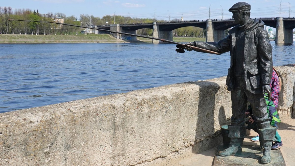 Скульптура Рыбак Ленинградская область