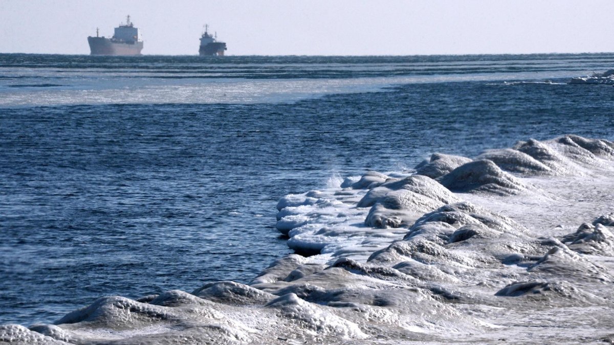 Мониторинг льда на Азовском море