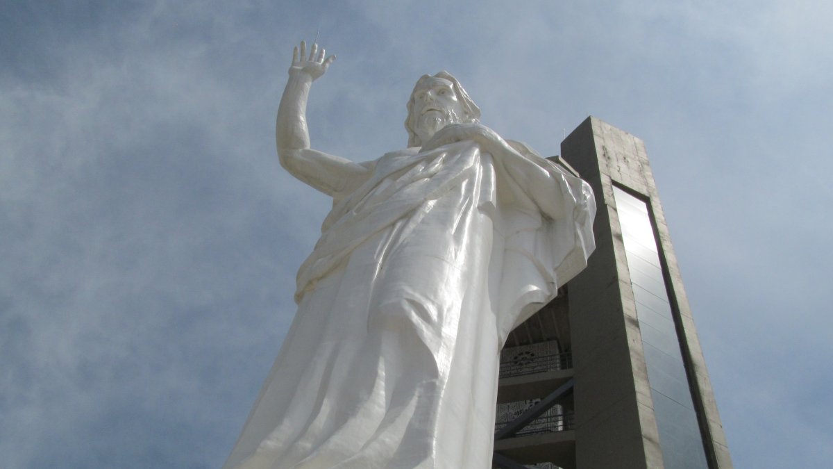 Скульптура Христа Колумбия