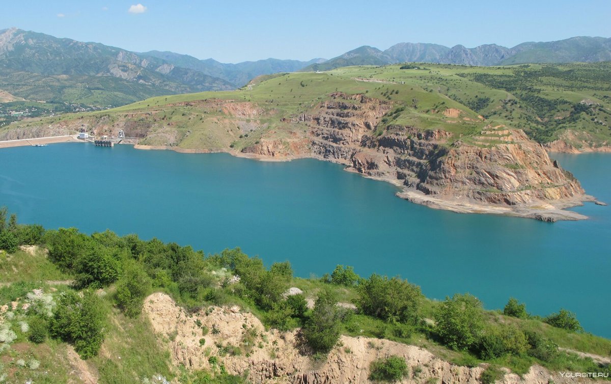 Чарвакское водохранилище Узбекистан
