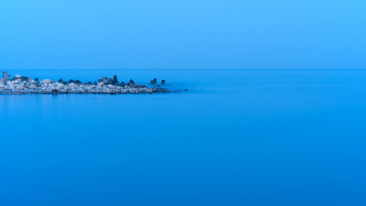 Sea Black Blue
