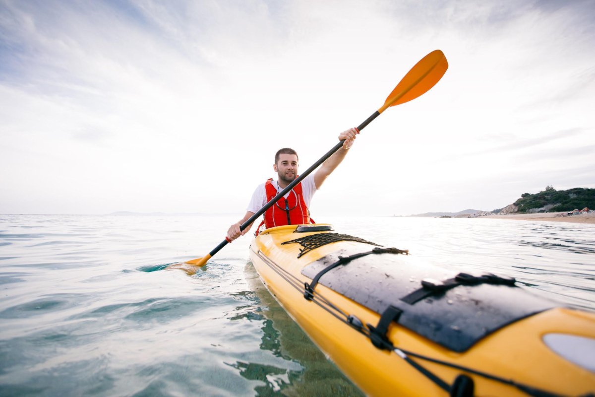 Paddle man kayaker