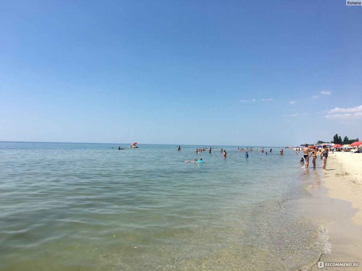 Лазурное город на черном море