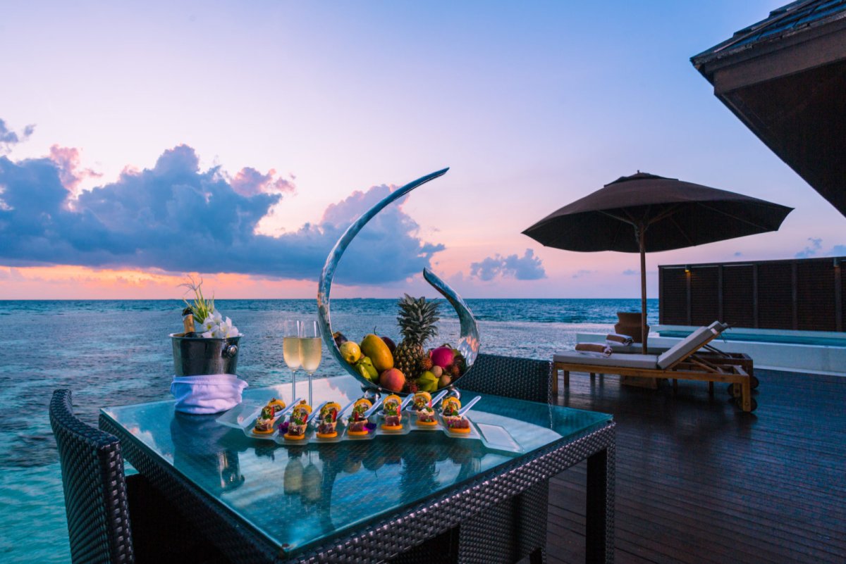 Lily Beach Resort & Spa Huvahendhoo 5