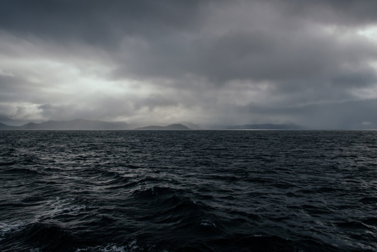 Мрачное море