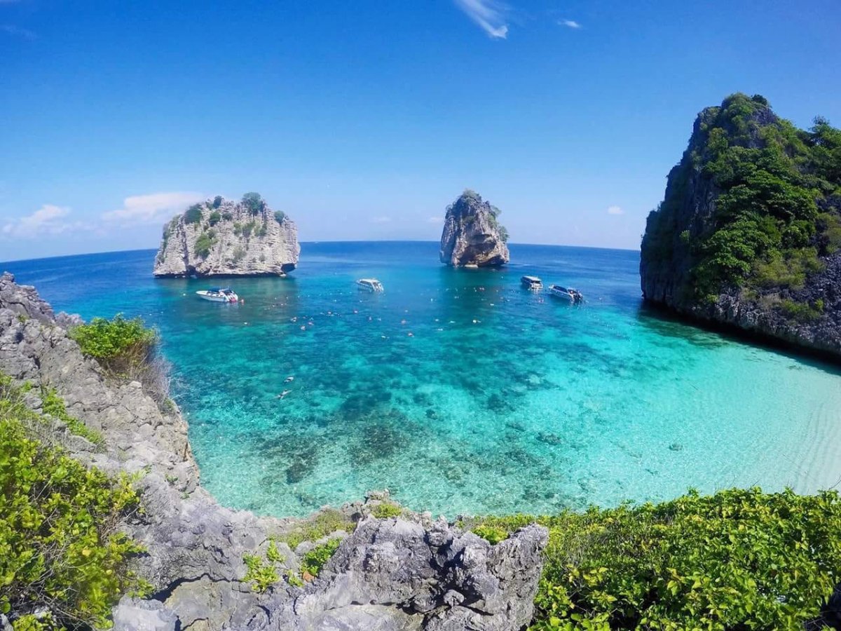 Андаманское море