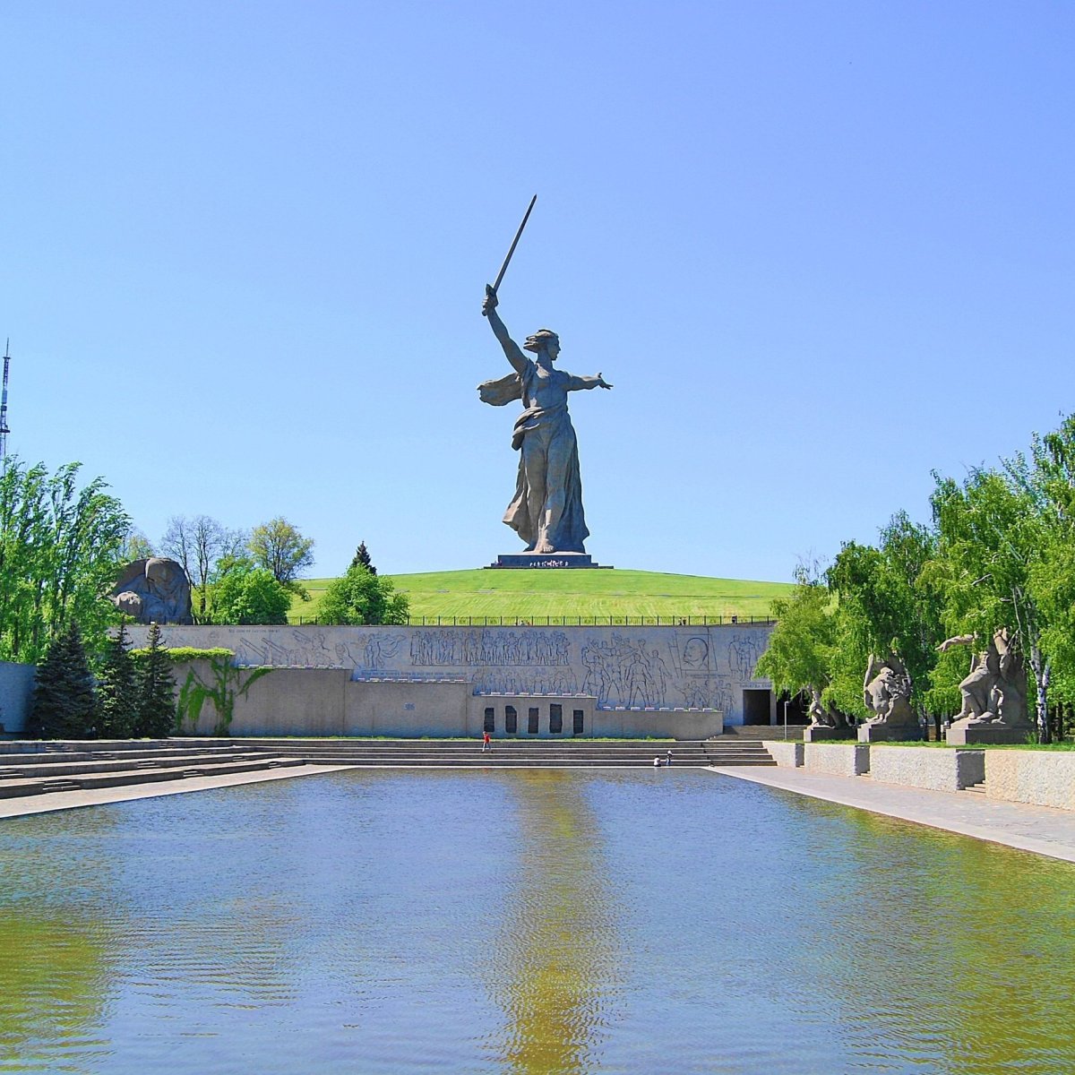 Постсоветские памятники