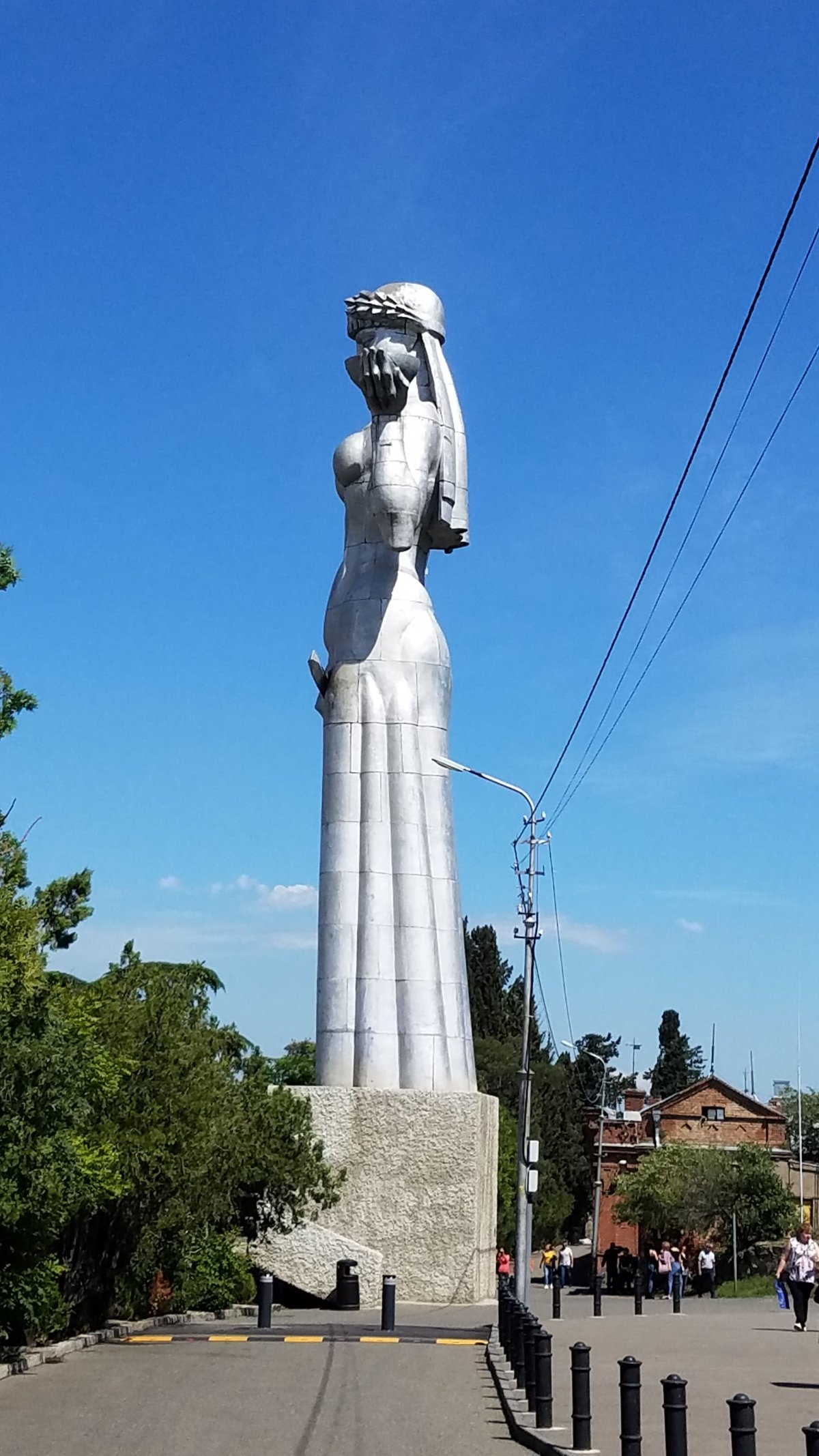 Монумент мать Картли