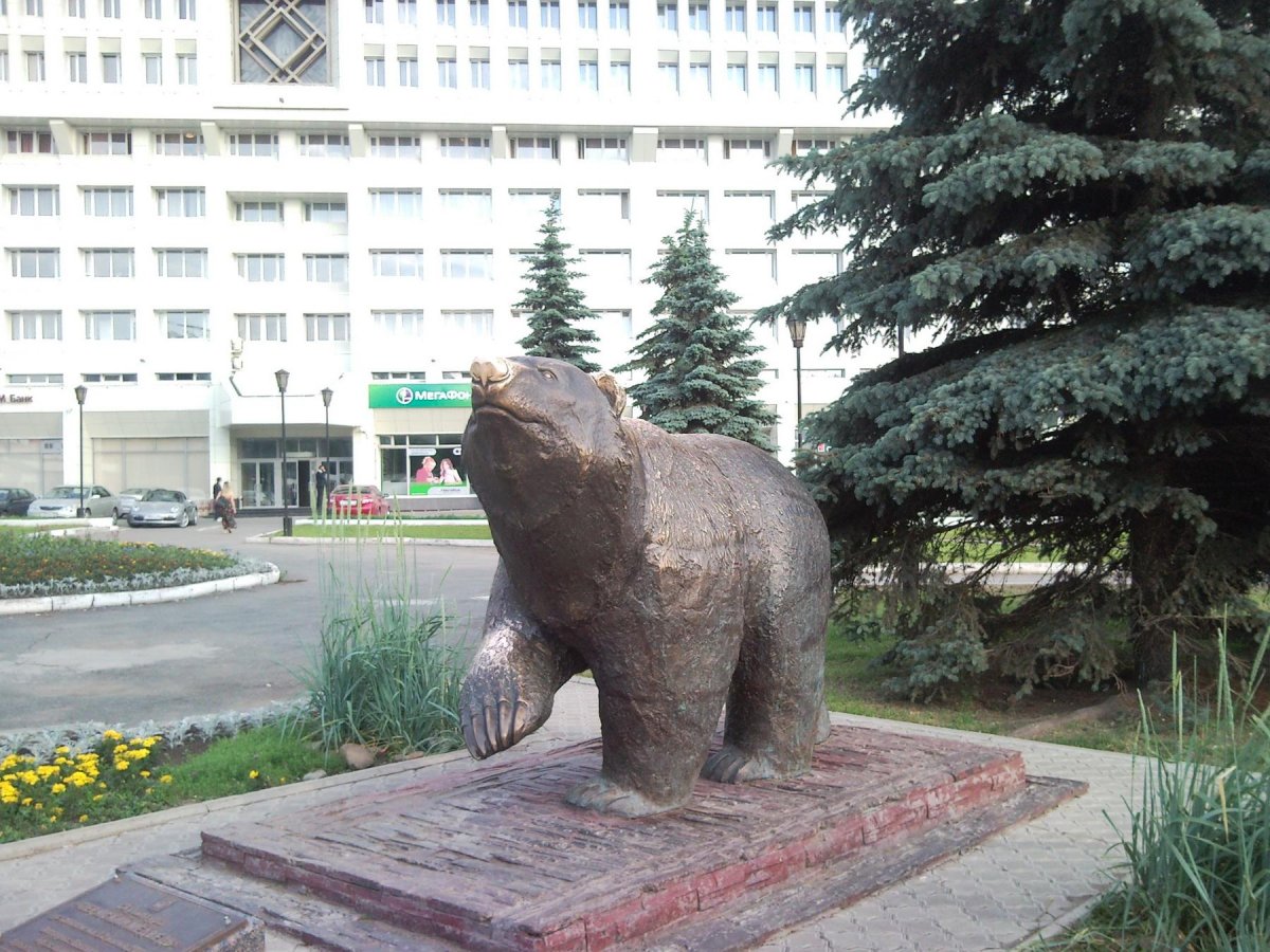 Пермский медведь памятник авторы