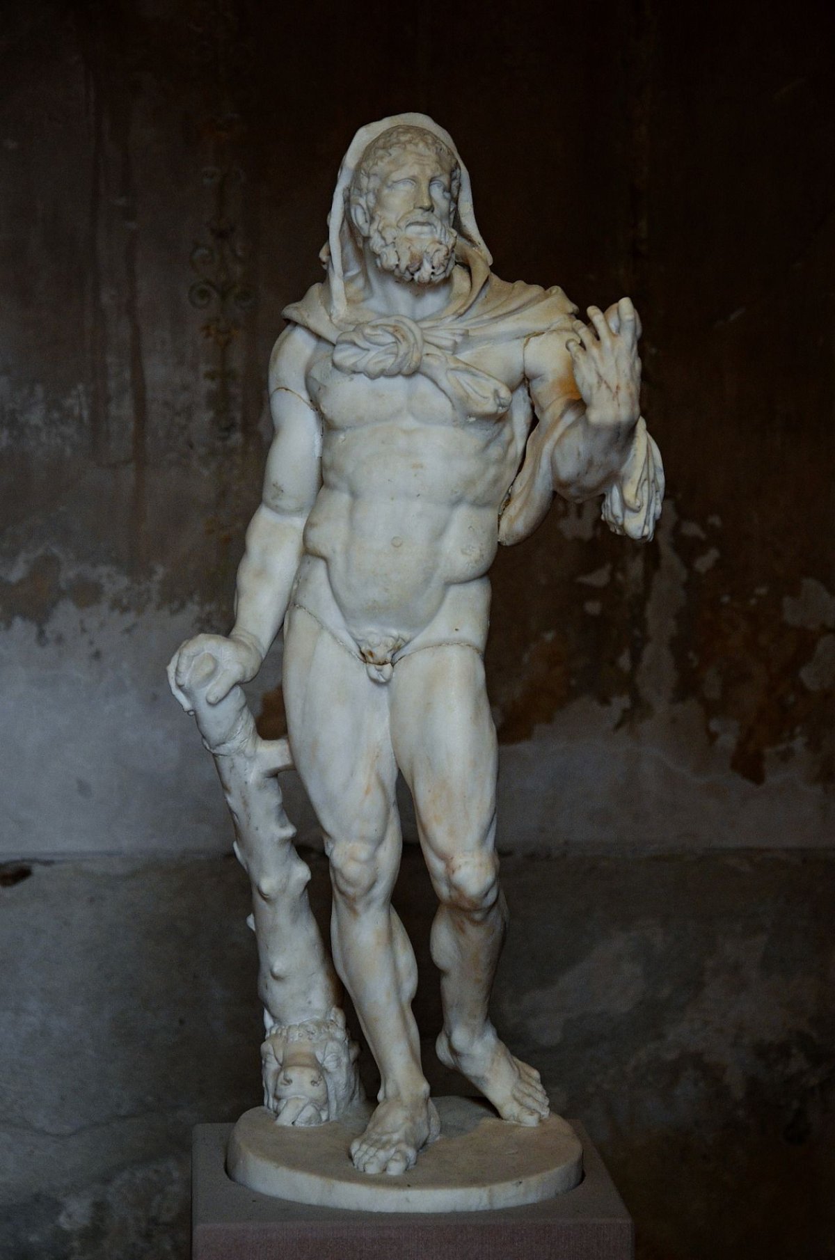 Геракл Фарнезский
