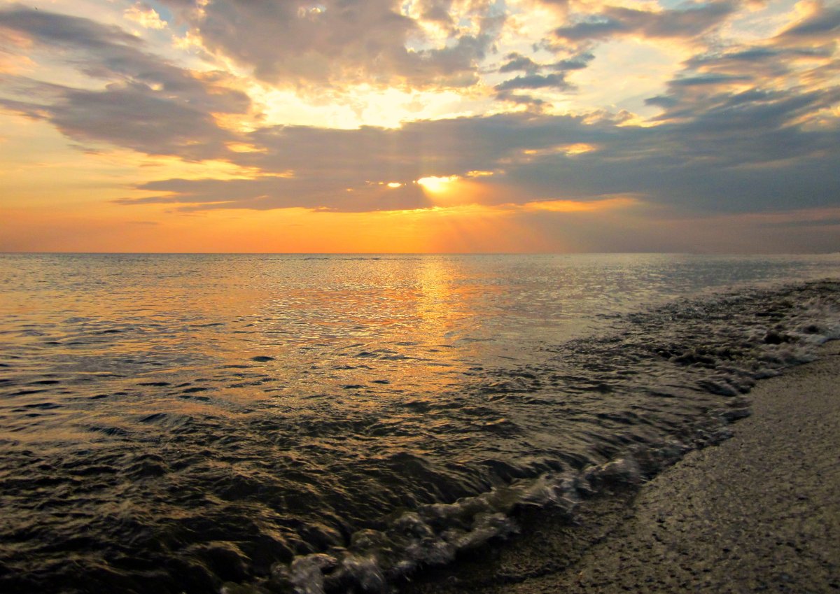 Черное море солнце