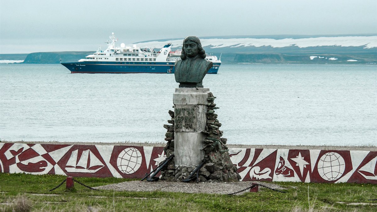 Памятник Витусу Берингу