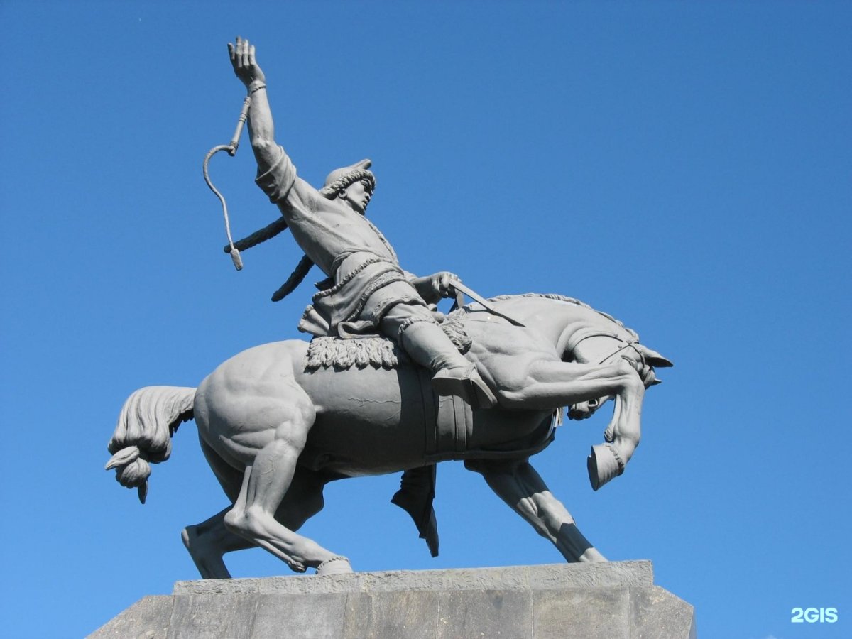Памятник Салавату Юлаеву