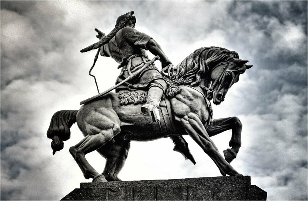 Салават Юлаев монумент