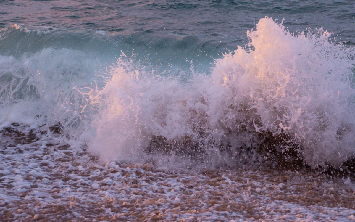 Брызги морской воды