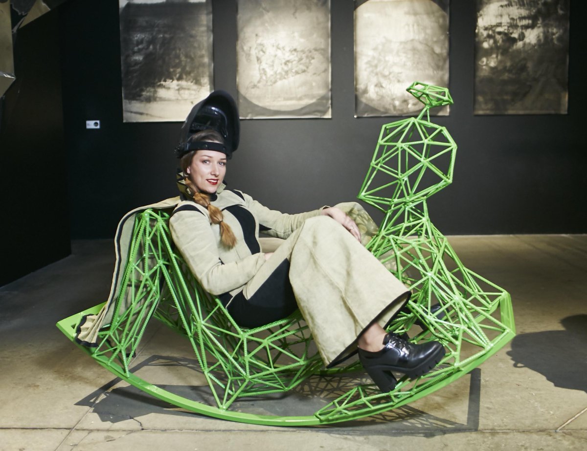 Александра Weld Queen