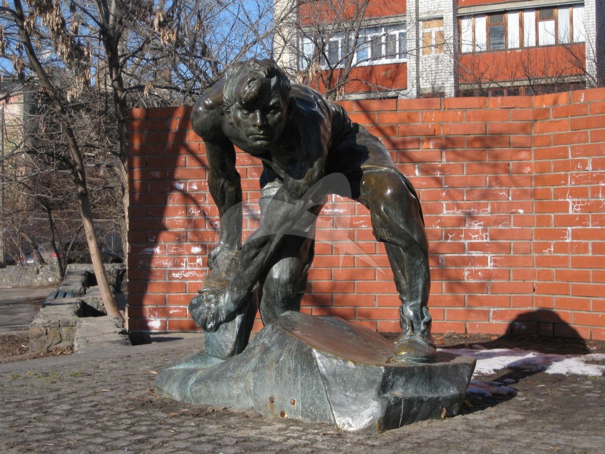 И Д Шадр булыжник оружие пролетариата