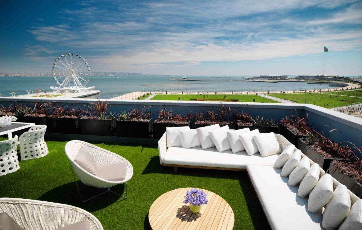 Баку, Intourist Hotel Baku