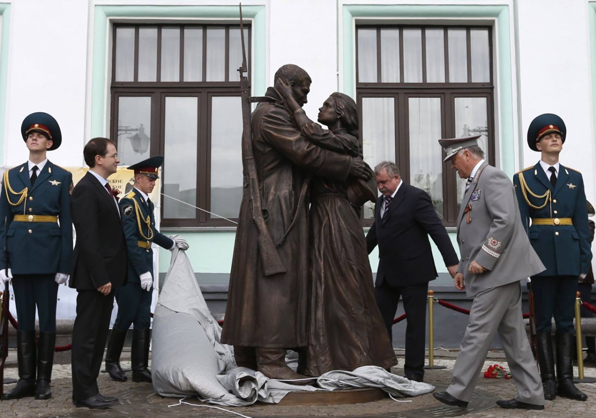 9 Мая прощание славянки
