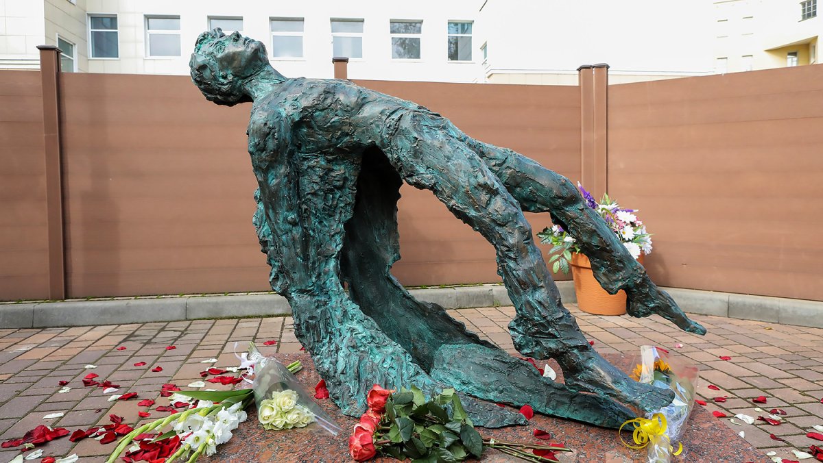 Григорий Потоцкий памятник Есенину