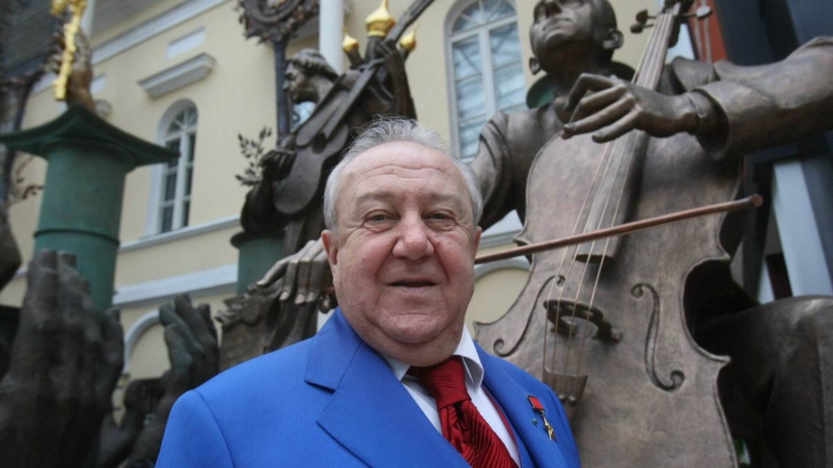 Церетели президент Российской Академии художеств