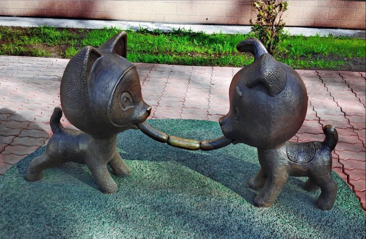 Памятник котенок Гав Новокузнецк