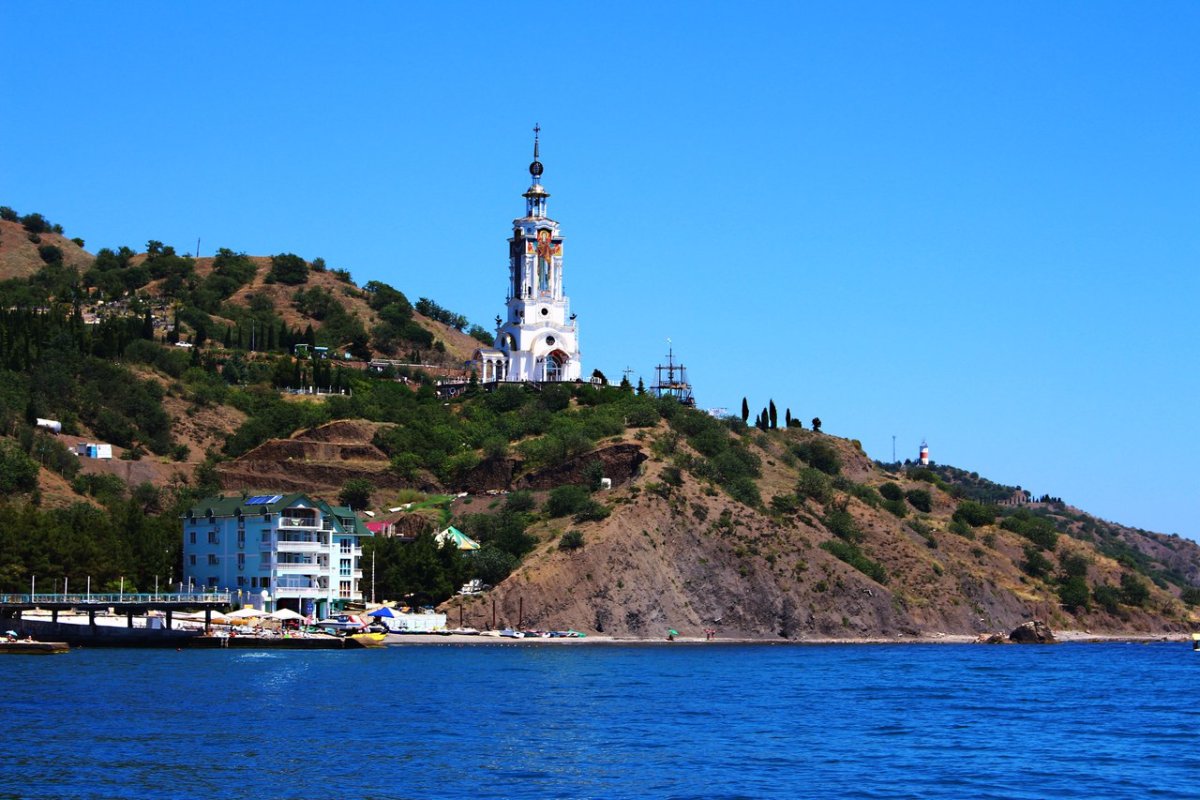 Маяк Рыбачий Крым