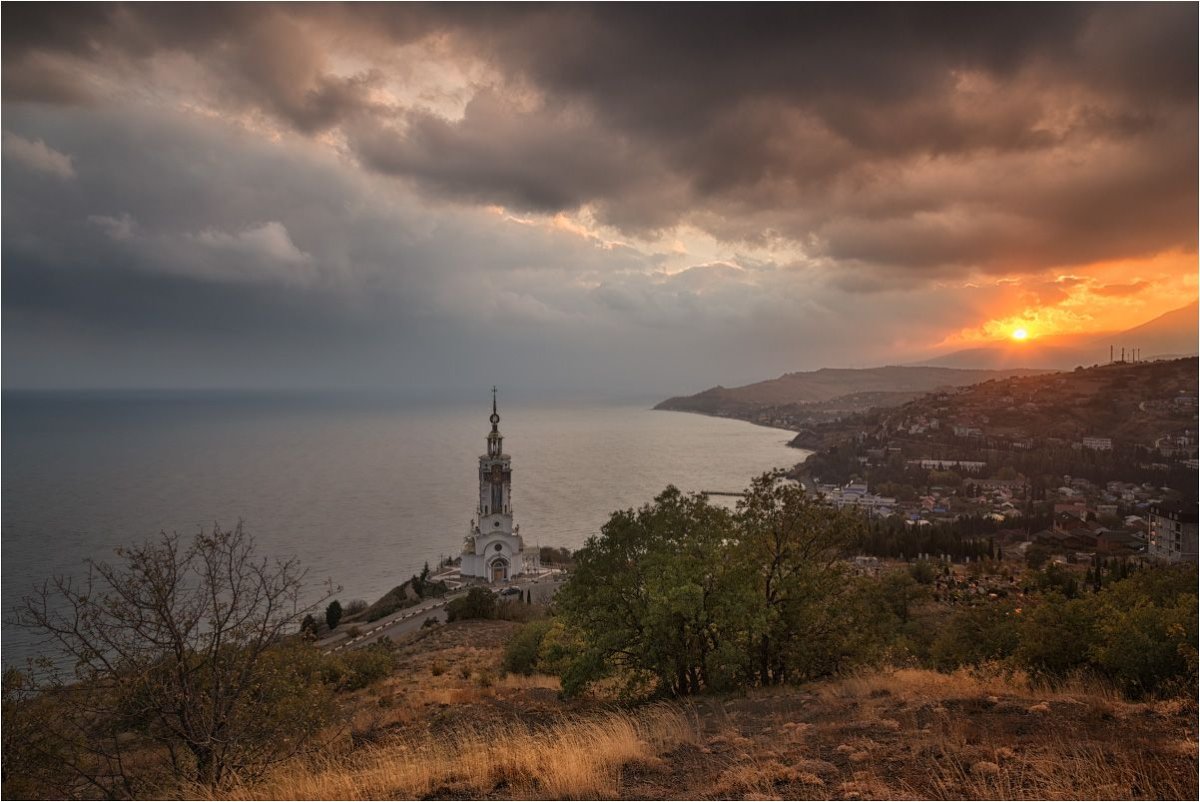 Закат Крым Малореченское