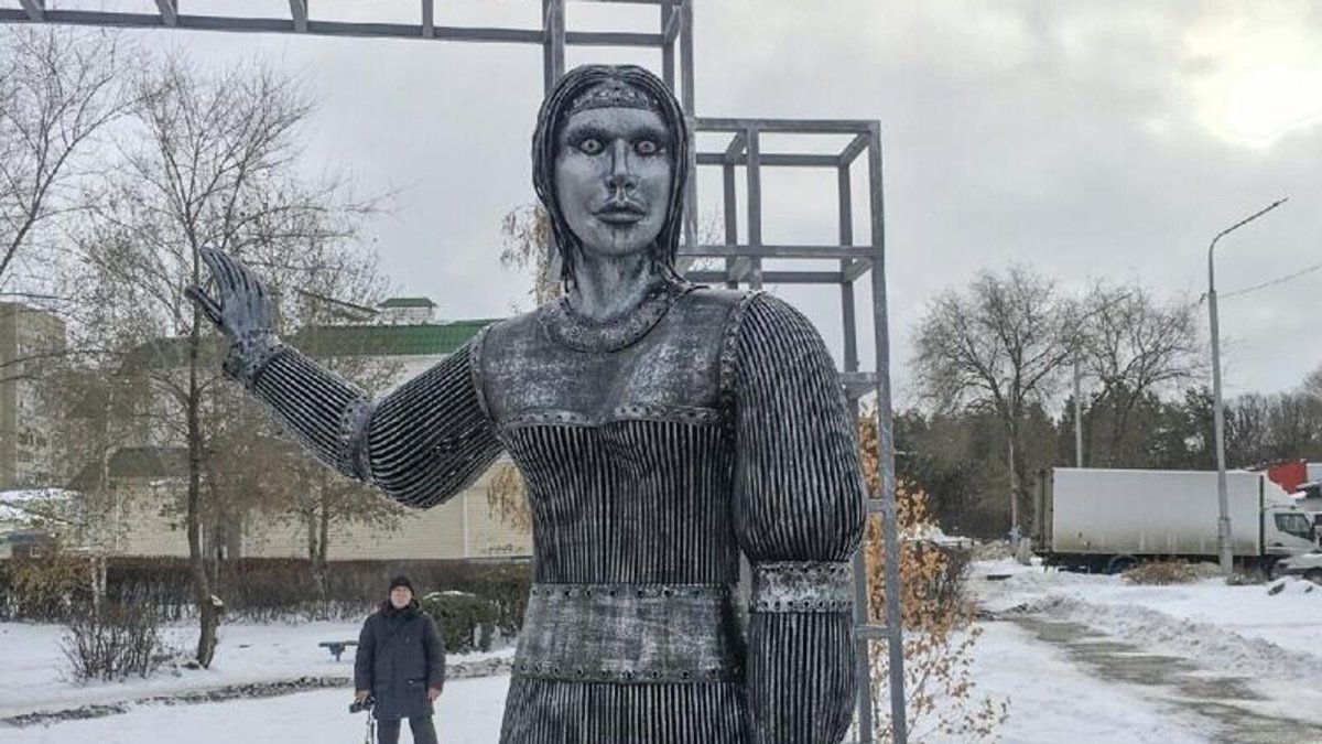 Памятник Аленке 2020
