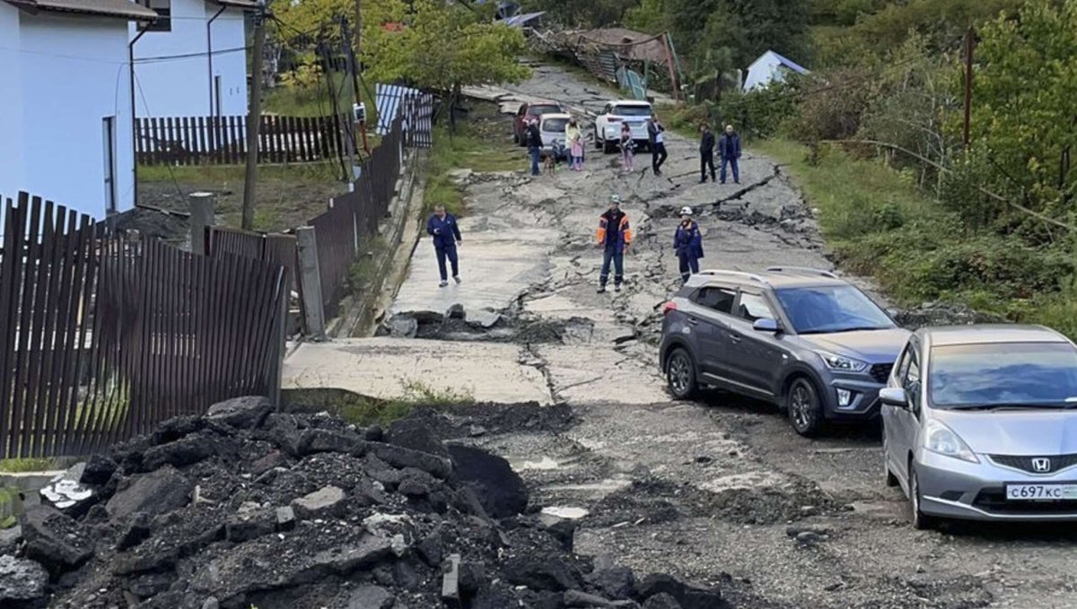 Оползень в Сергей поле Сочи 2021
